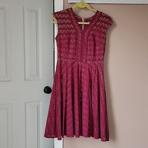 Roz & Ali Pink Crochet Style Zipper Dress